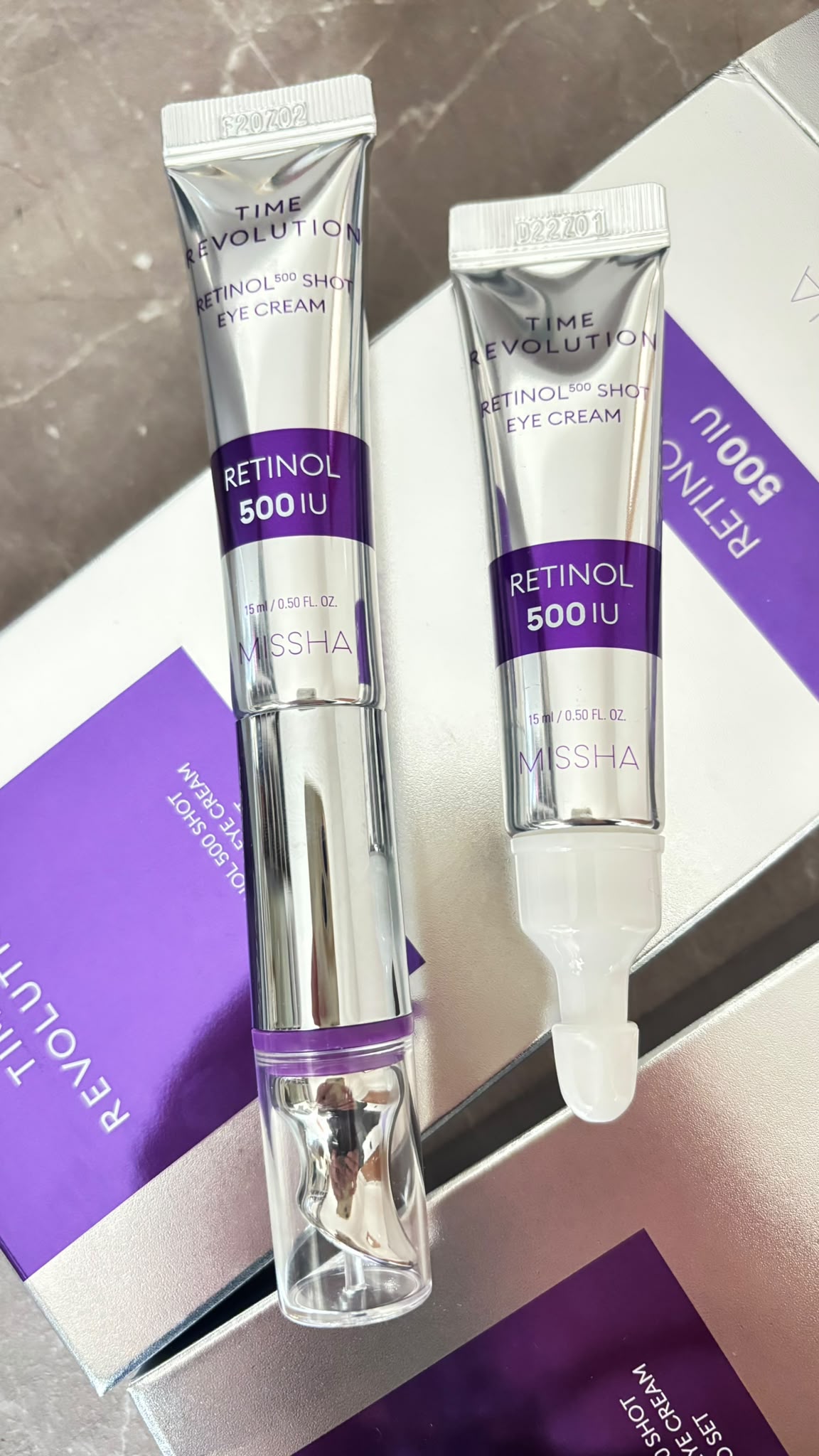 MISSHA – Time Revolution Retinol 500 Shot Galvanic Eye Duo Set – Contorno occhi al retinolo con applicatore massaggiante, 15 ml + refill 15 ml